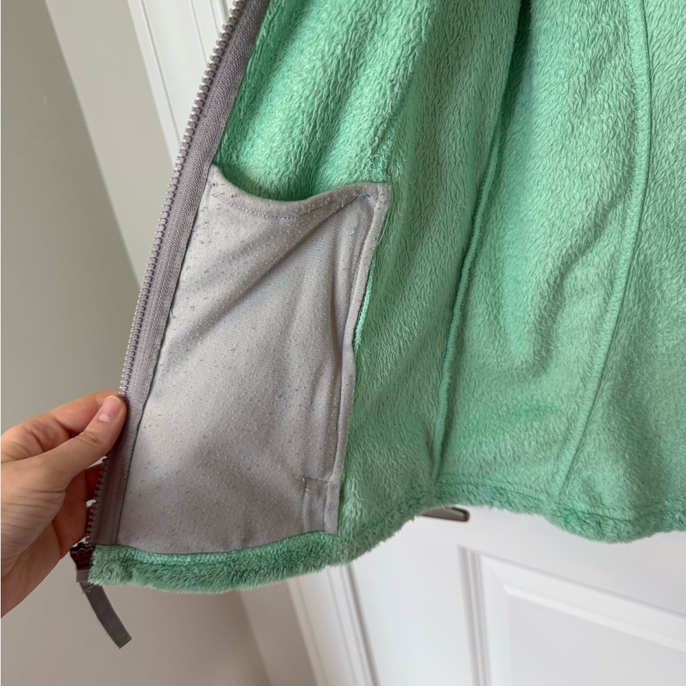 The North Face Kids Mint Teddy Jacket - Picture 4 of 6